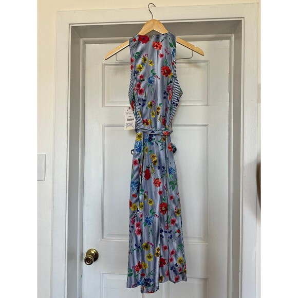 Zara NWT floral v neck, a line dress with tie wrap and pockets size small - Picture 9 of 9